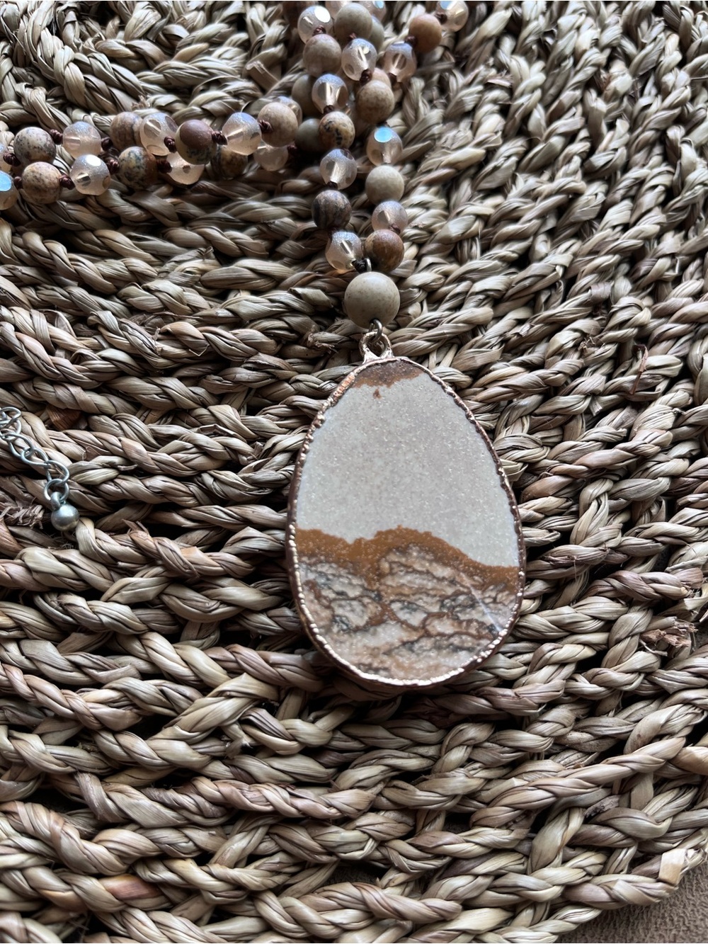 Natural Stone Teardrop Pendant Necklace in Beige and Brown